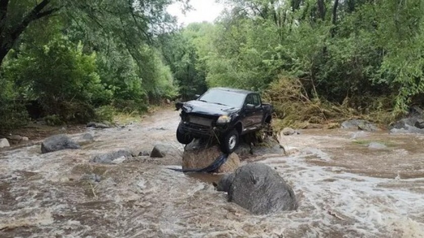 Córdoba: Pasaron del calor al infierno, por fuertes tormentas con viento y granizo