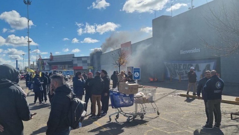 Los despidos en Changomas se suman a los de Acindar, PepsiCo, General Motors y FATE