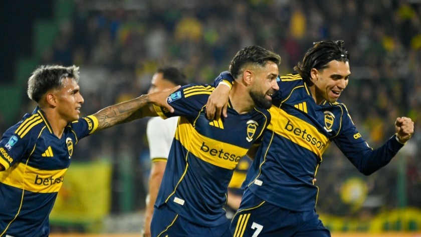 Boca goleó a Defensa y Justicia, llegó a 14 partidos sin perder y lidera la Zona A 