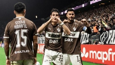 Platense le ganó a Corinthians y clasificó a octavos de final de la Copa Libertadores
