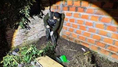 Hallan 59 kilos de cocaína enterrados en nuevos allanamientos por la avioneta de Villa Eloísa