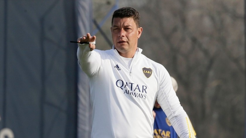 Russo se fue de Boca: Battaglia es el DT interino