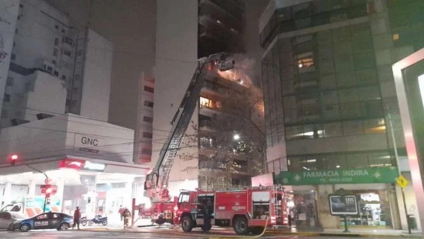 Incendio en Recoleta: al menos cinco muertos y 35 heridos