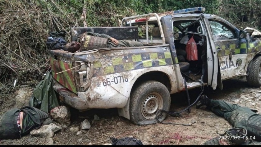 Ocho policías muertos en el ataque más grave desde la asunción de Petro